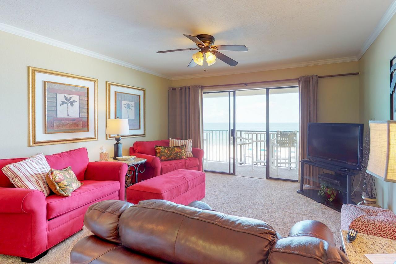 The Whispering Seas Apartment *